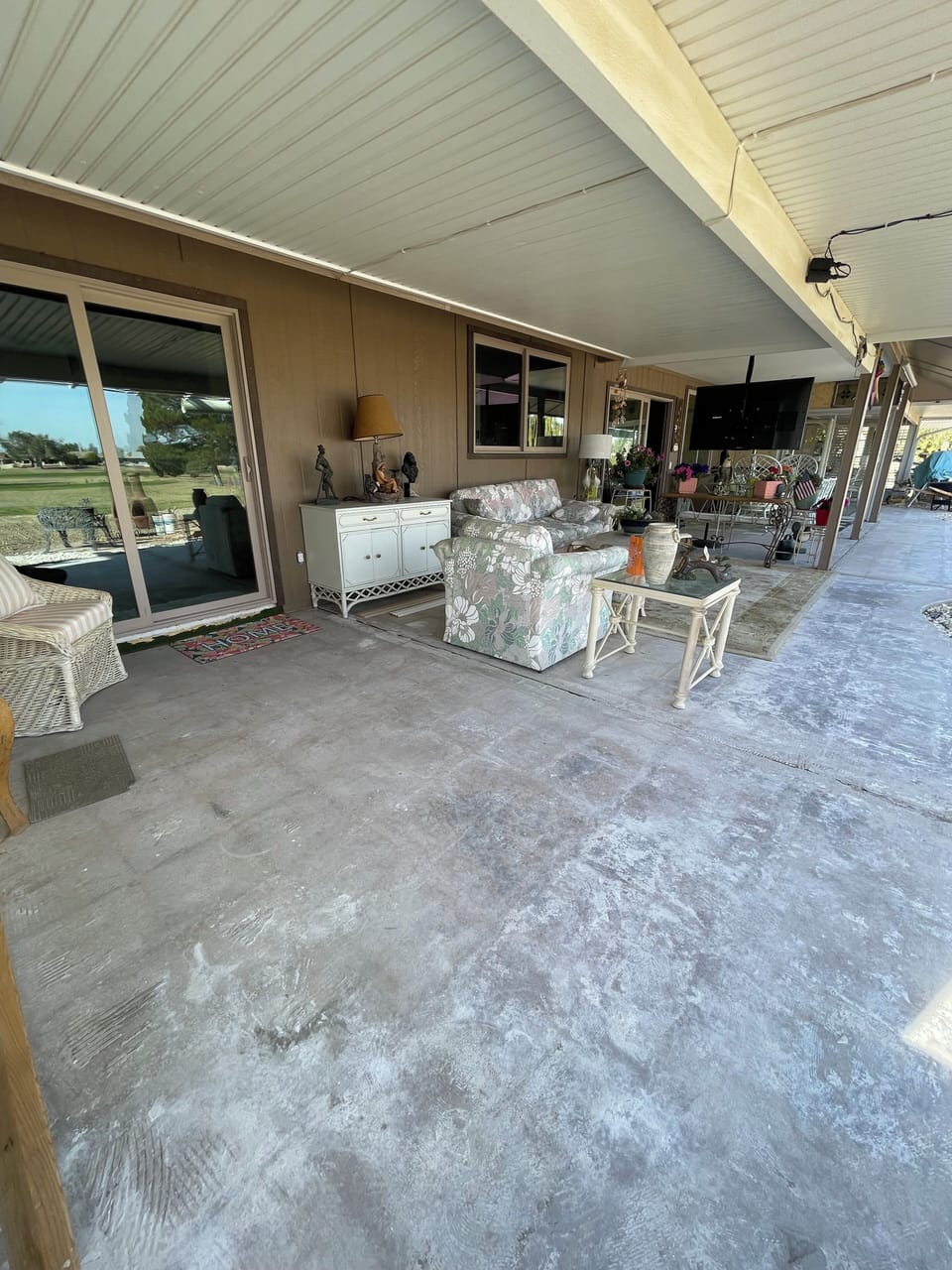 Outdoor Lounge
