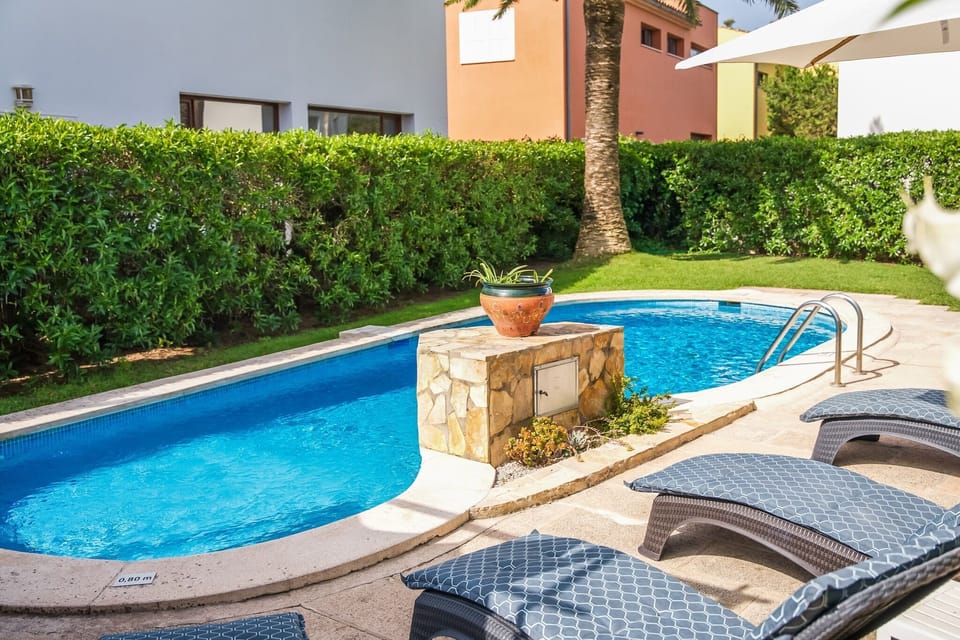 Holiday Home Swimming Pool