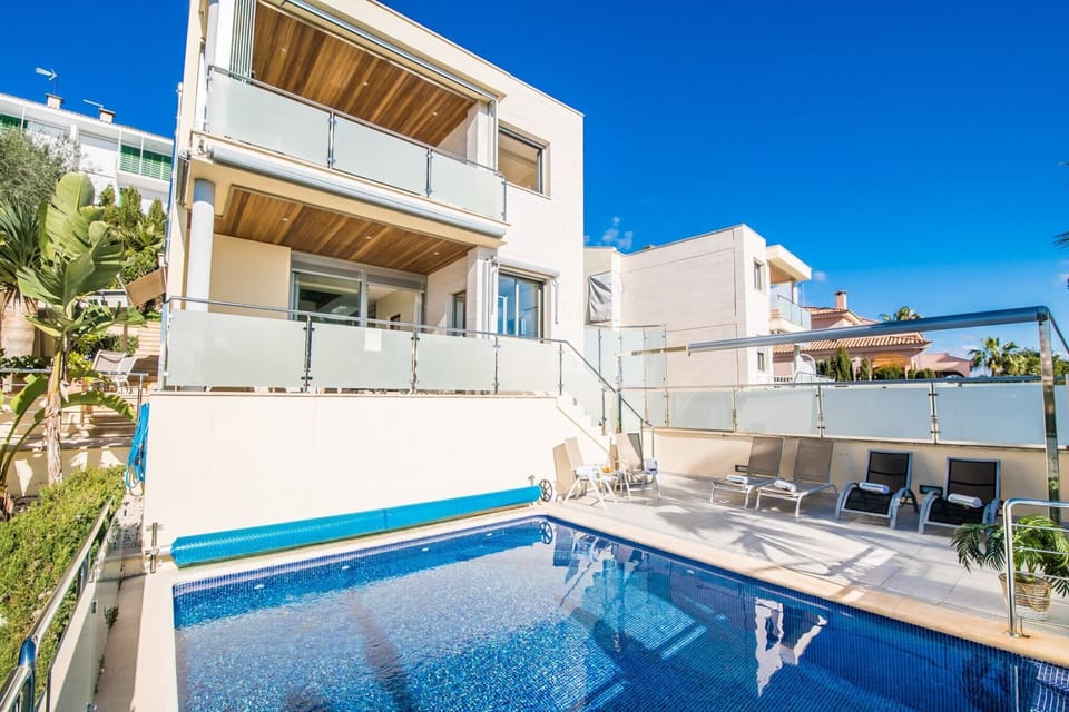 Holiday Home Exterior [summer]