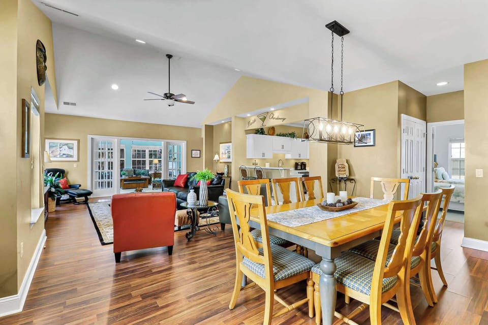 Dining table comfortably seats 8