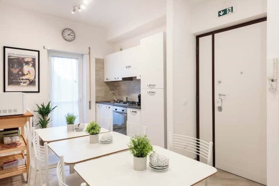 Kitchen with dinning area