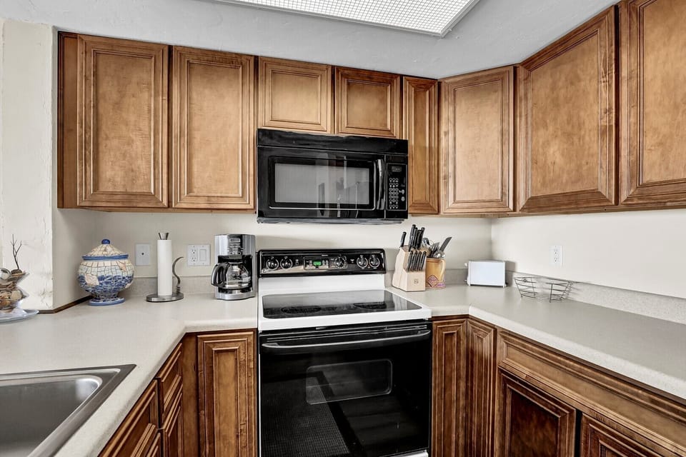 Kitchen (2)