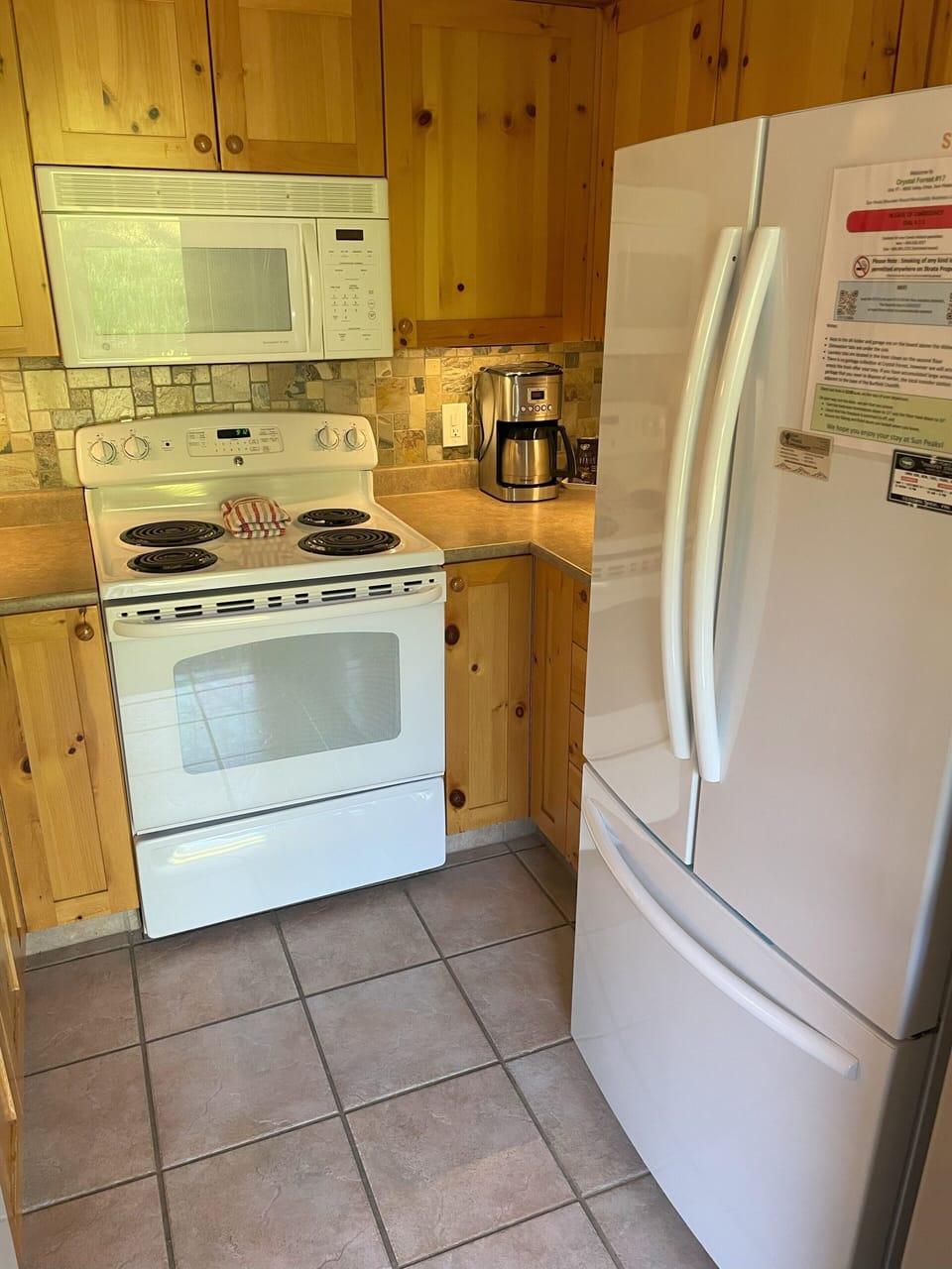 Full Kitchen - Range, Microwave and Fridge