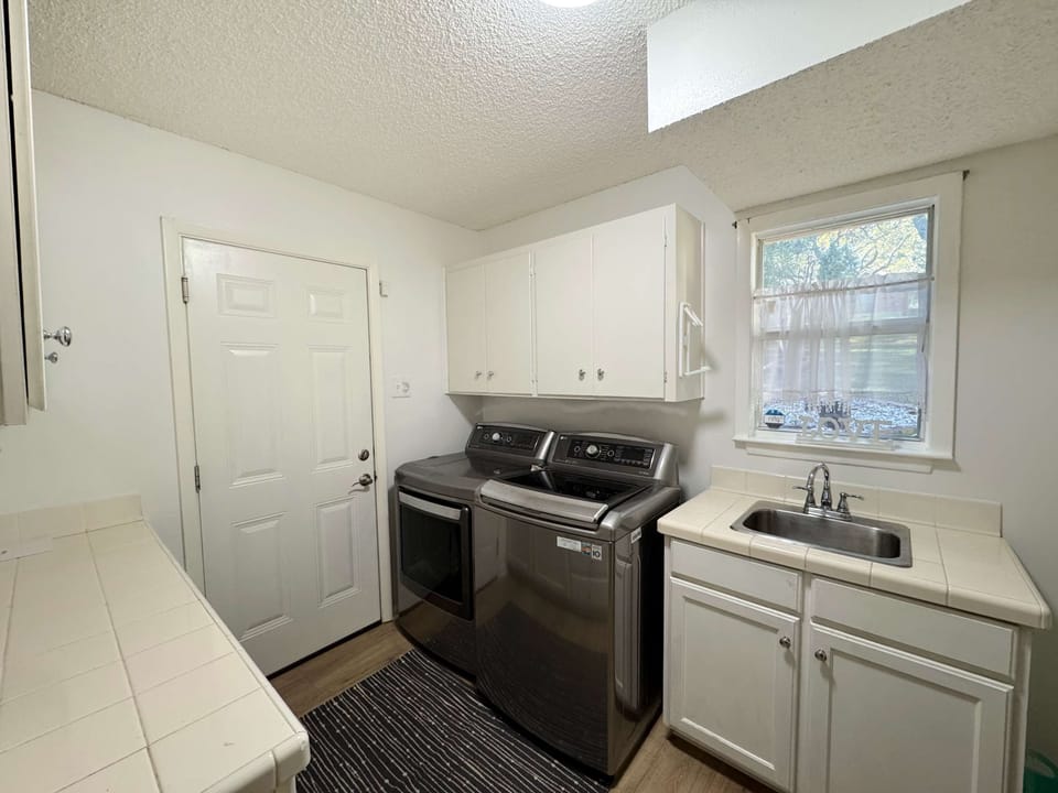 Laundry room 