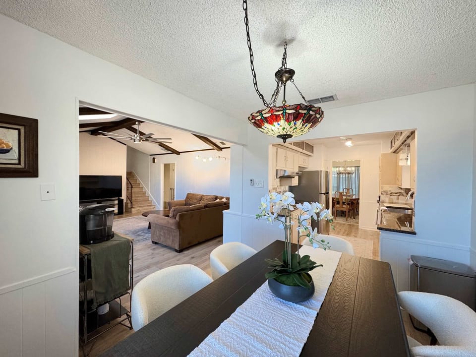 Additional dining table with seating for 6 