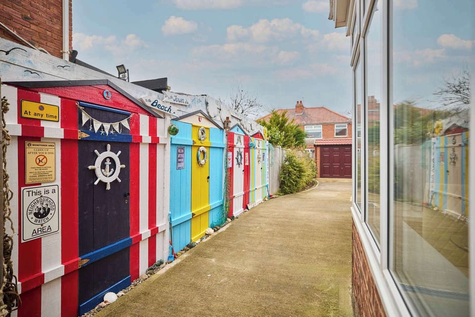 Sea Haven, Redcar - Host & Stay