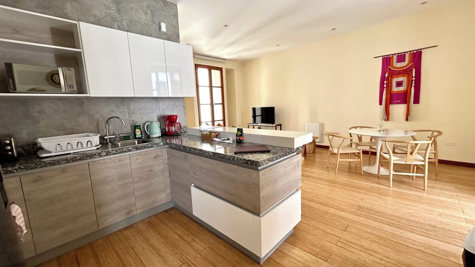 Kitchen (1)
