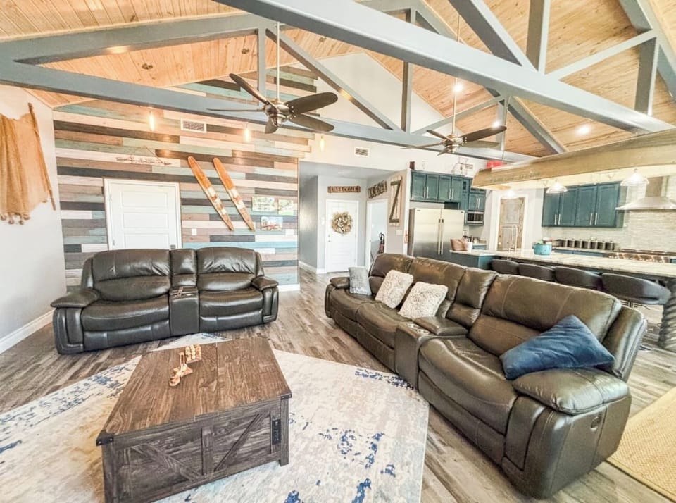 254f7a8f-0fd1-46de-bf01-91afcc5bcace