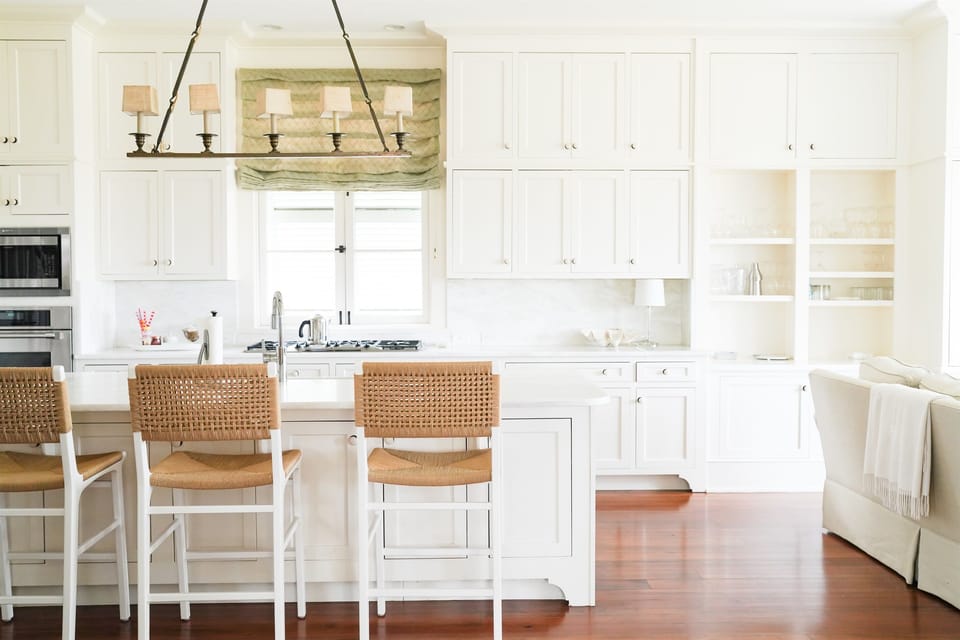 Spacious kitchen Island 