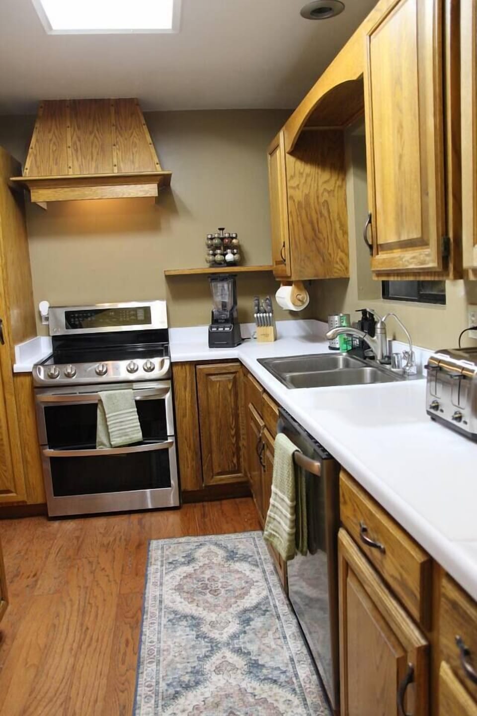 Kitchen (2)