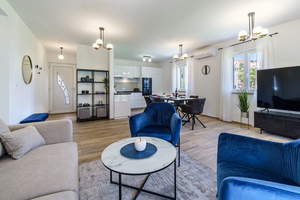 Living room 1