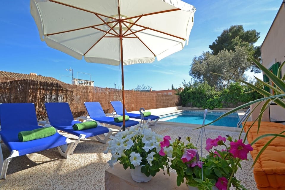 Holiday Home Swimming Pool