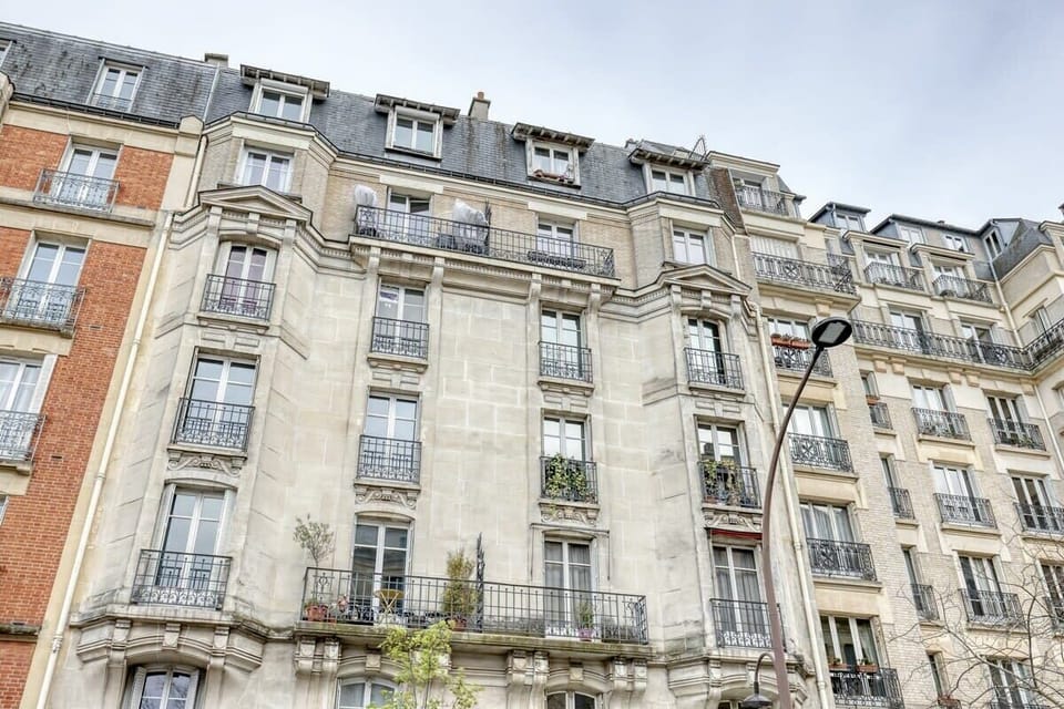Façade
