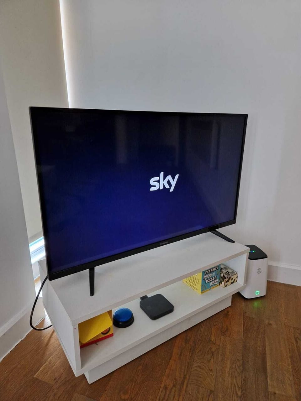 With complementary Sky Tv and Netflix!