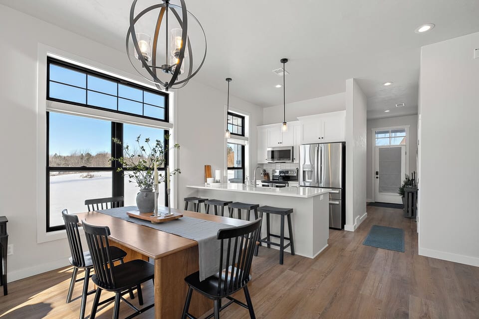 Dining table seats 6