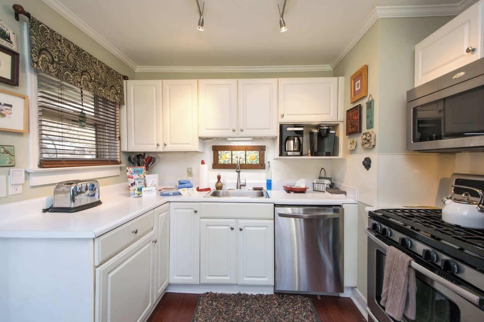 Toaster, Oven, Dishwasher, Microwave