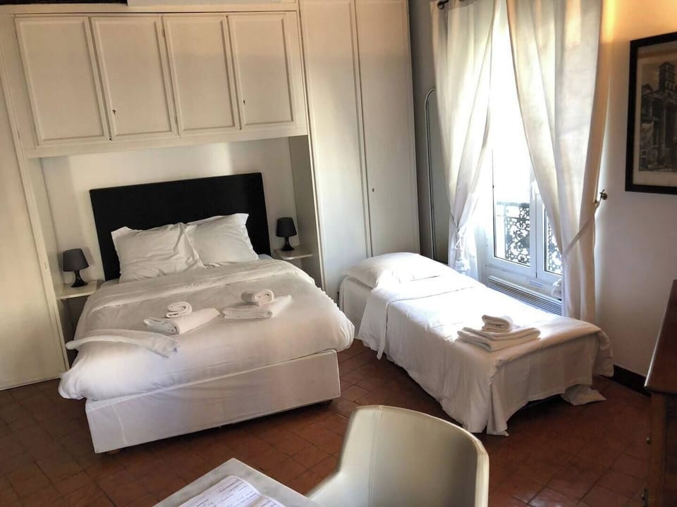 Modern Studio at Saint Germain - 2 -2