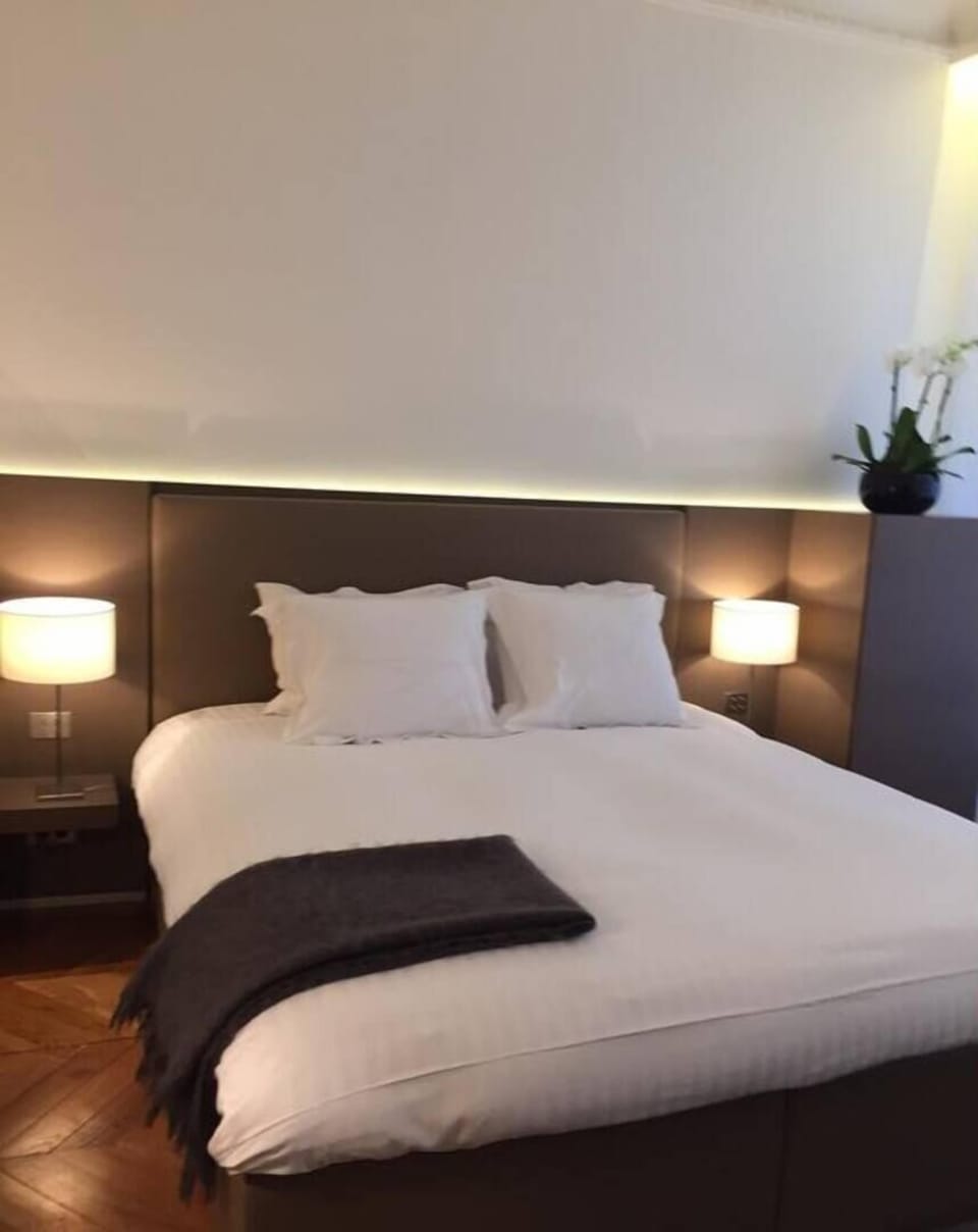 Charming Studio few Meters Away From Champs Elysee - 3