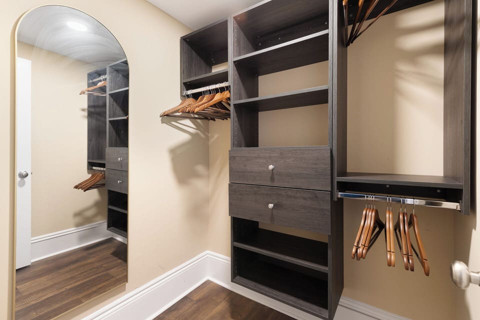 👚 Dedicated cabinet for clothing—neatly tucked and easy to organize
