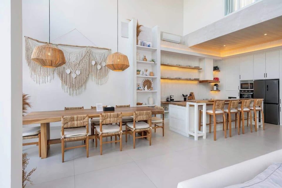 Cook, dine, and make memories in this fully equipped kitchen.