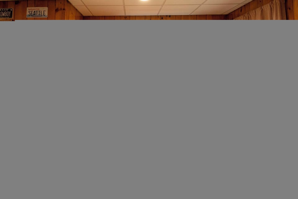 Addt'l Dining Areas | Wet Bar | Lower Floor