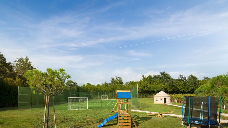 Sport court