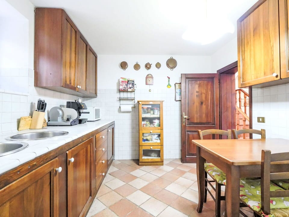 Kitchen, Flooring, Wood, Countertop, Interior Design, Cabinetry, Furniture, Floor, Ceiling, Kitchen Appliance