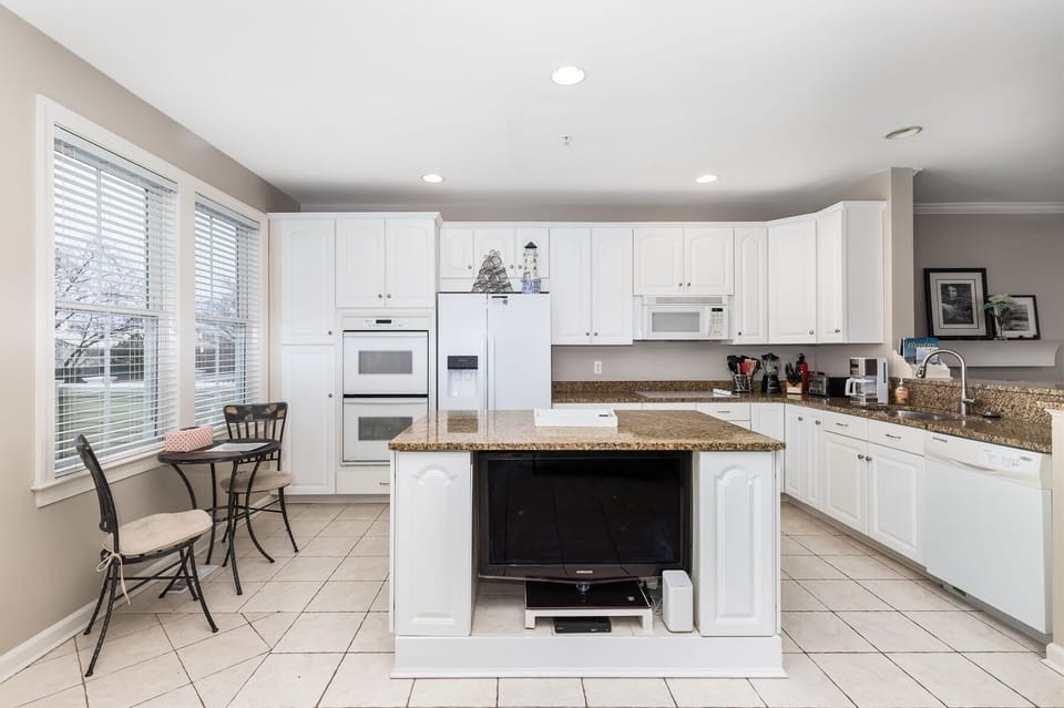 Sunset Island 17 Island Edge Drive Kitchen Area