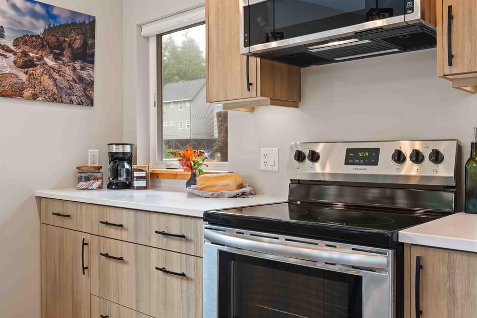 Fully stocked kitchen