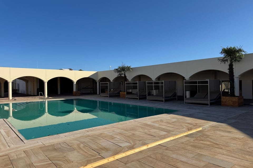 Holiday Home Swimming Pool
