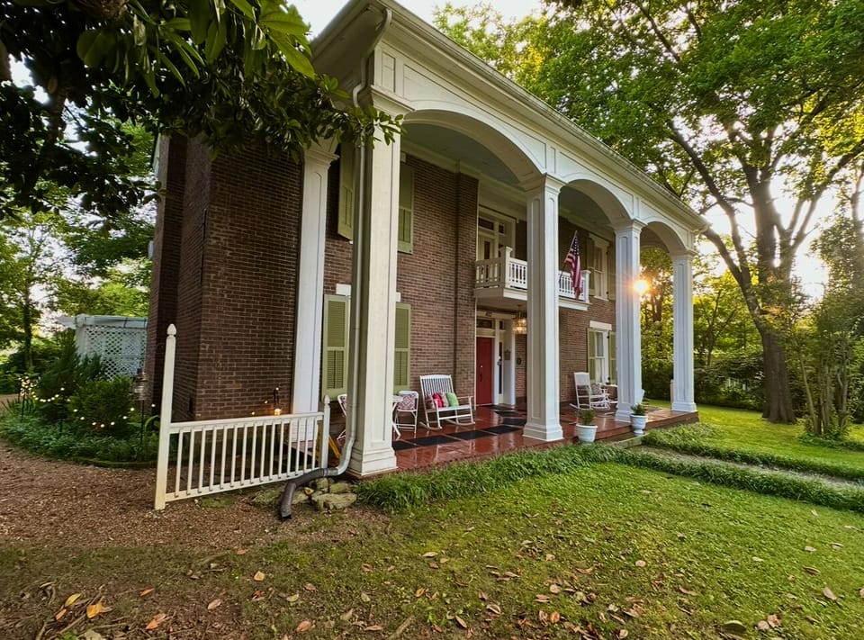 Belmont Inn sitting porch 