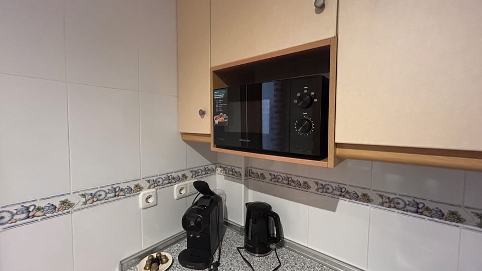 Bahia Kitchen view Coffee&Kettle