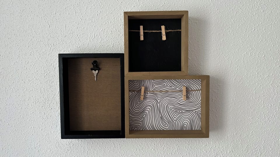 Zamora Bedroom detail
