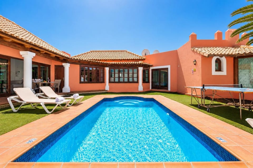 Beautiful villa with private pool and terrace