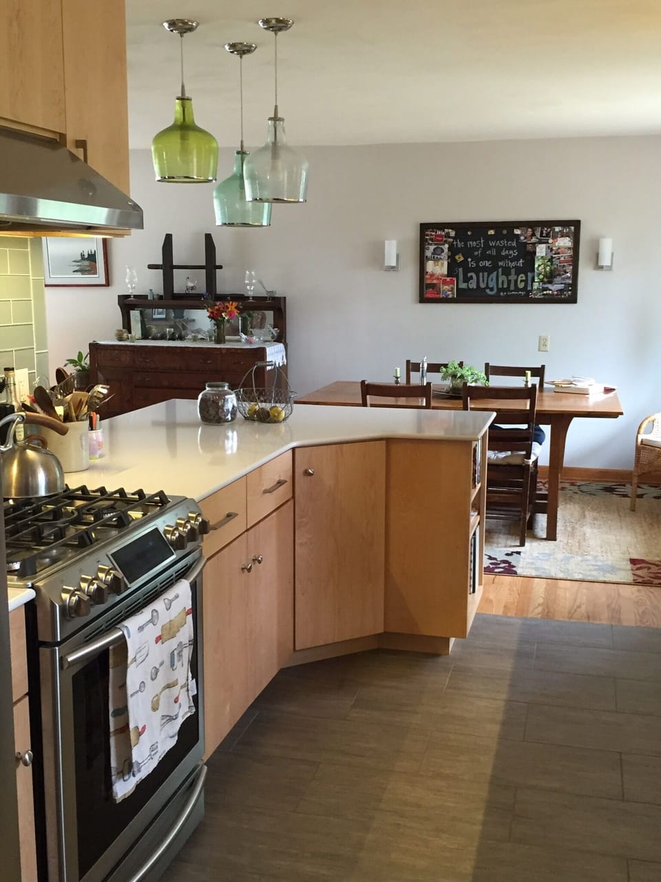 Kitchen viewing Dining