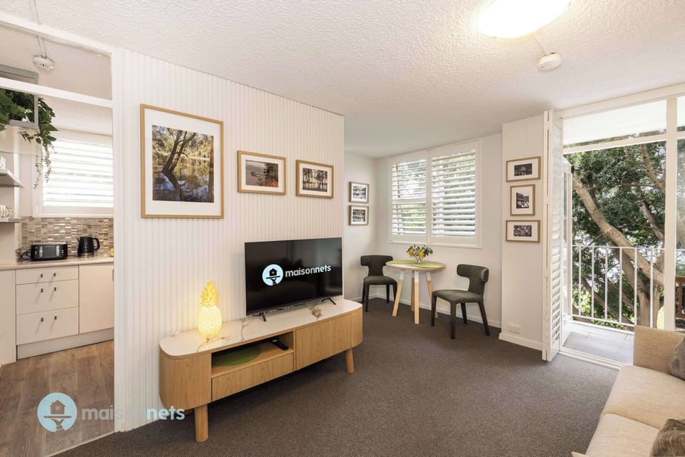 Beautifully styled studio which has a separate kitchen and private balcony