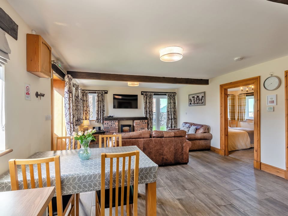 Open plan living space | Milking Parlour - Dickinson Place Holiday Cottages, Allonby