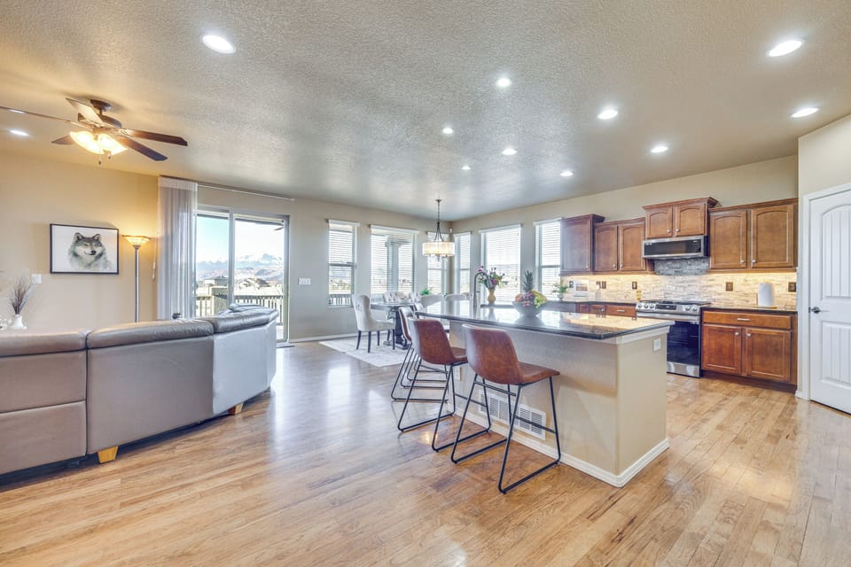 Kitchen | Cooking Basics | Dishwasher | Main Level