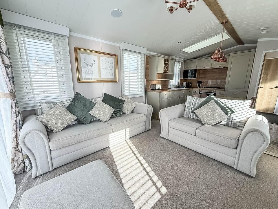 Enjoy the convenience and connection of a space designed to bring everyone together during your memorable UK getaway on the Norfolk getaway.
