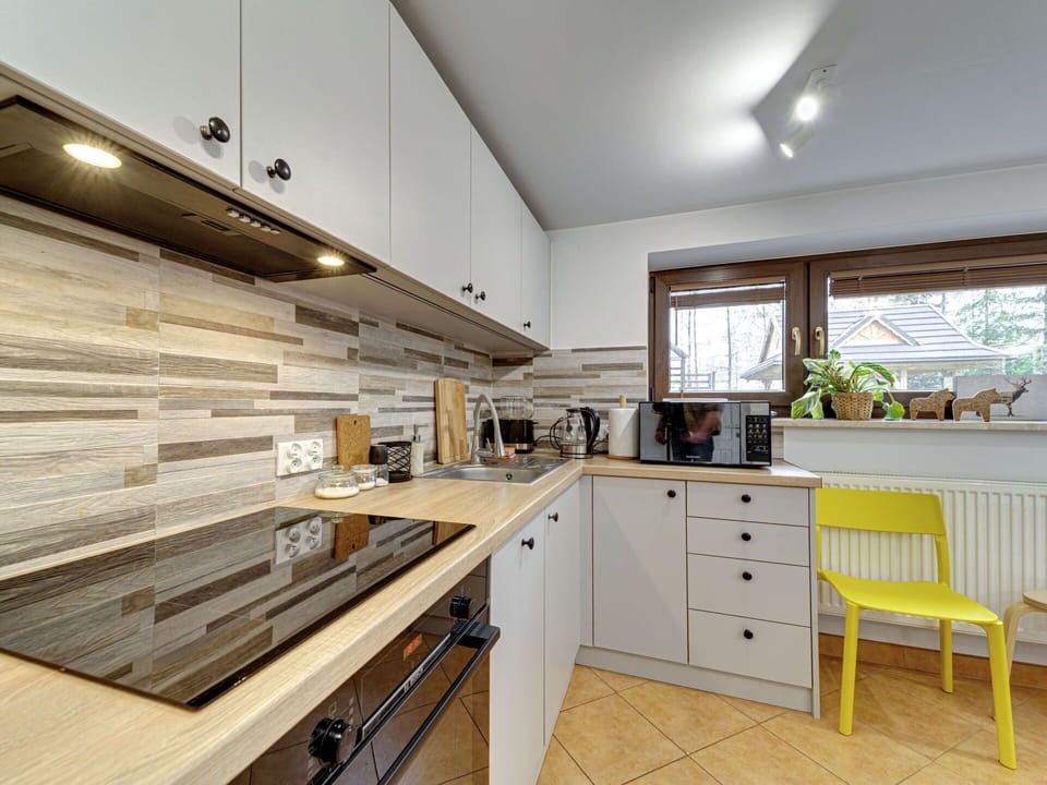 Kitchen, Countertop, Kitchen Appliance, Interior Design, Major Appliance, Flooring, Wood, Cabinetry, Floor, Home