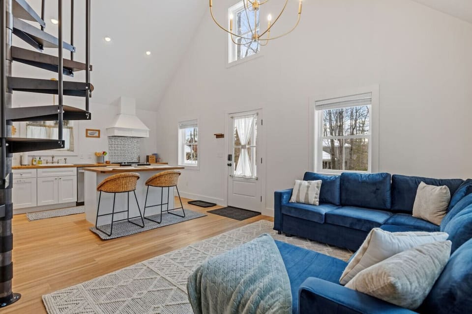 Open-concept living space perfect for families and groups.