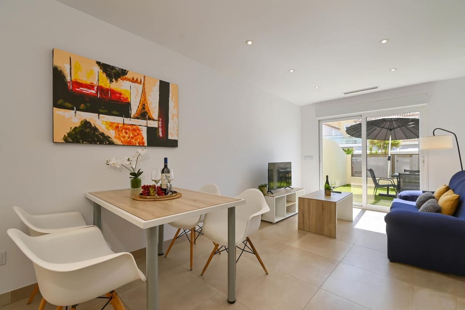 Living-dining room