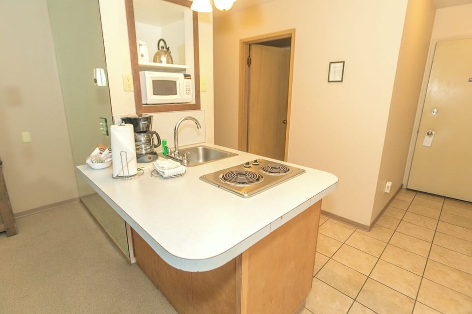 Whip up easy meals in the convenient in-suite kitchenette.