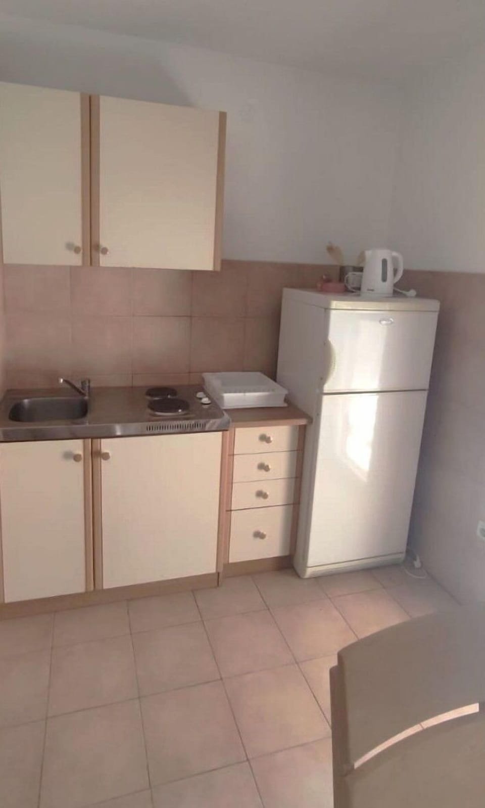 Autumn, Kitchen, Living Room, Spring, Summer