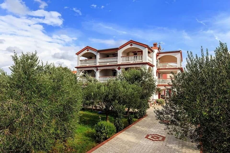 Autumn, Garden, Spring, Summer