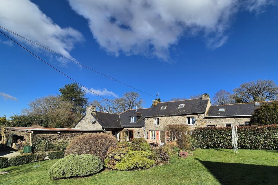 Immediate Surroundings [summer] (<1 km)