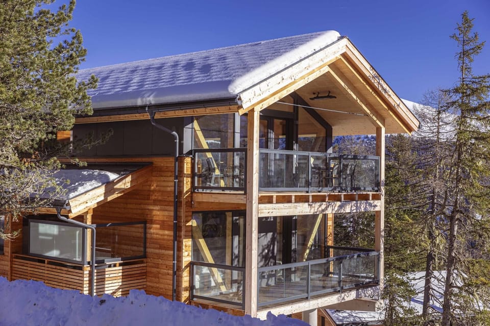 Holiday Home Exterior [winter]