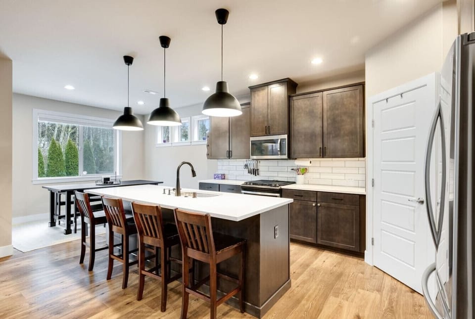 Family meals made easy! The open-concept kitchen and dining area bring everyone together.