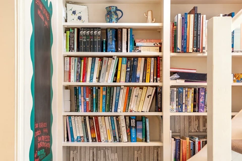 Bookshelf