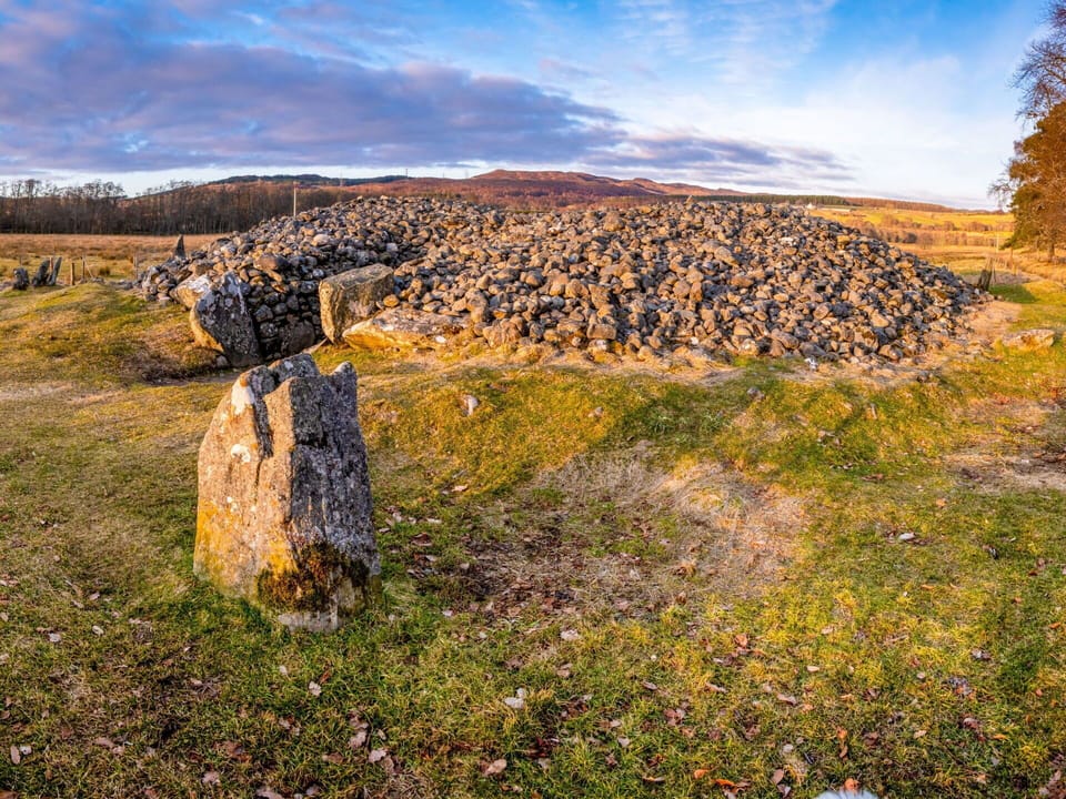 Rock, Grassland, Ecoregion, Bedrock, Outcrop, Stone Wall, Meadow, Prairie